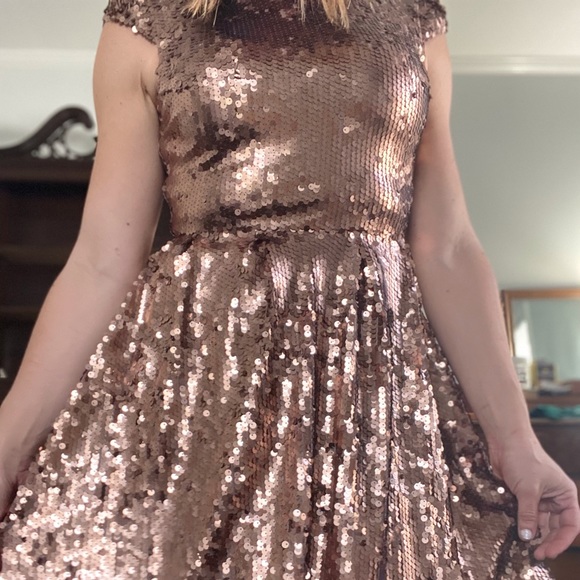 NWT BEBE sequin Dress Size S - Picture 5 of 5
